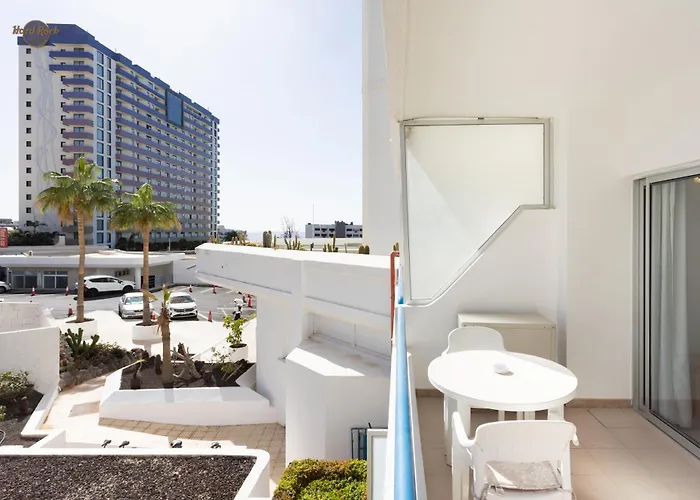 Domus Playa Paraiso 阿德耶