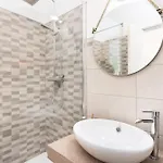 Domus Playa Paraiso 아파트 *